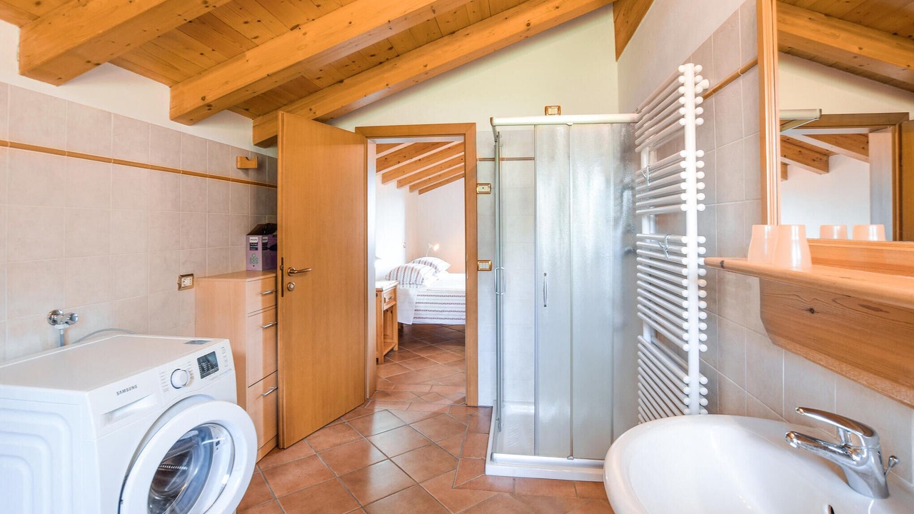 Photo of Bathroom in Lamon