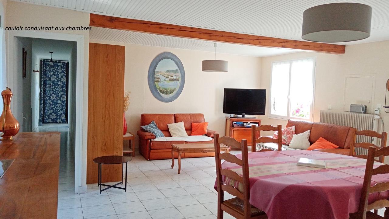 Photo of Livingroom in Brem Sur Mer