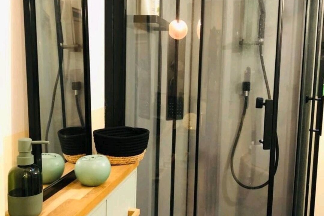 Photo of Bathroom in Beziers City Centre