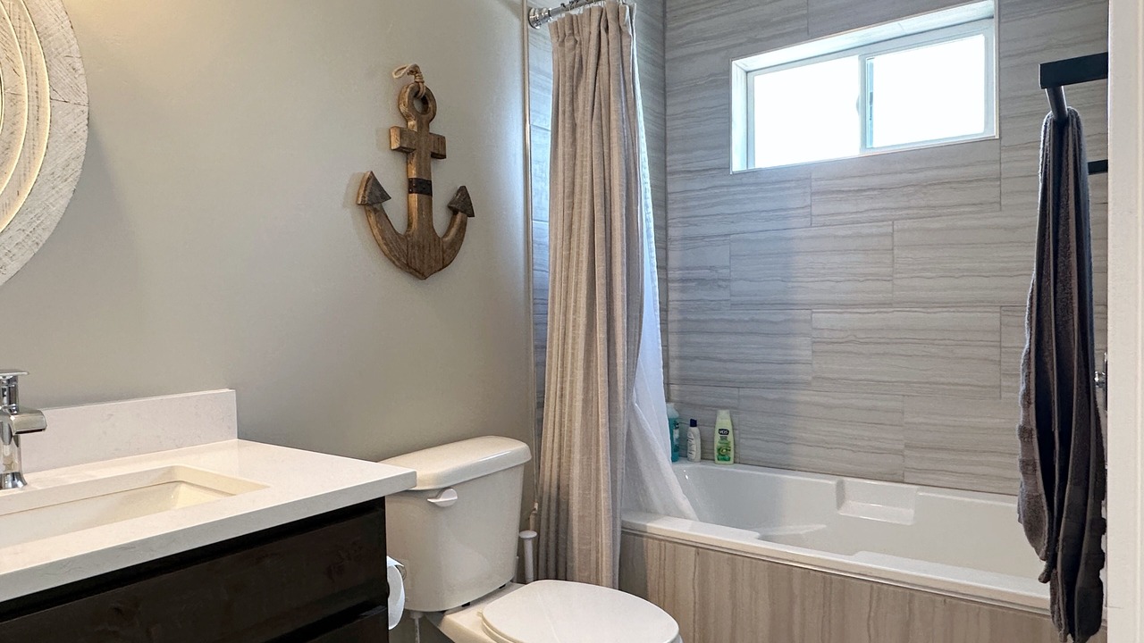Photo of Bathroom in Sweetwater