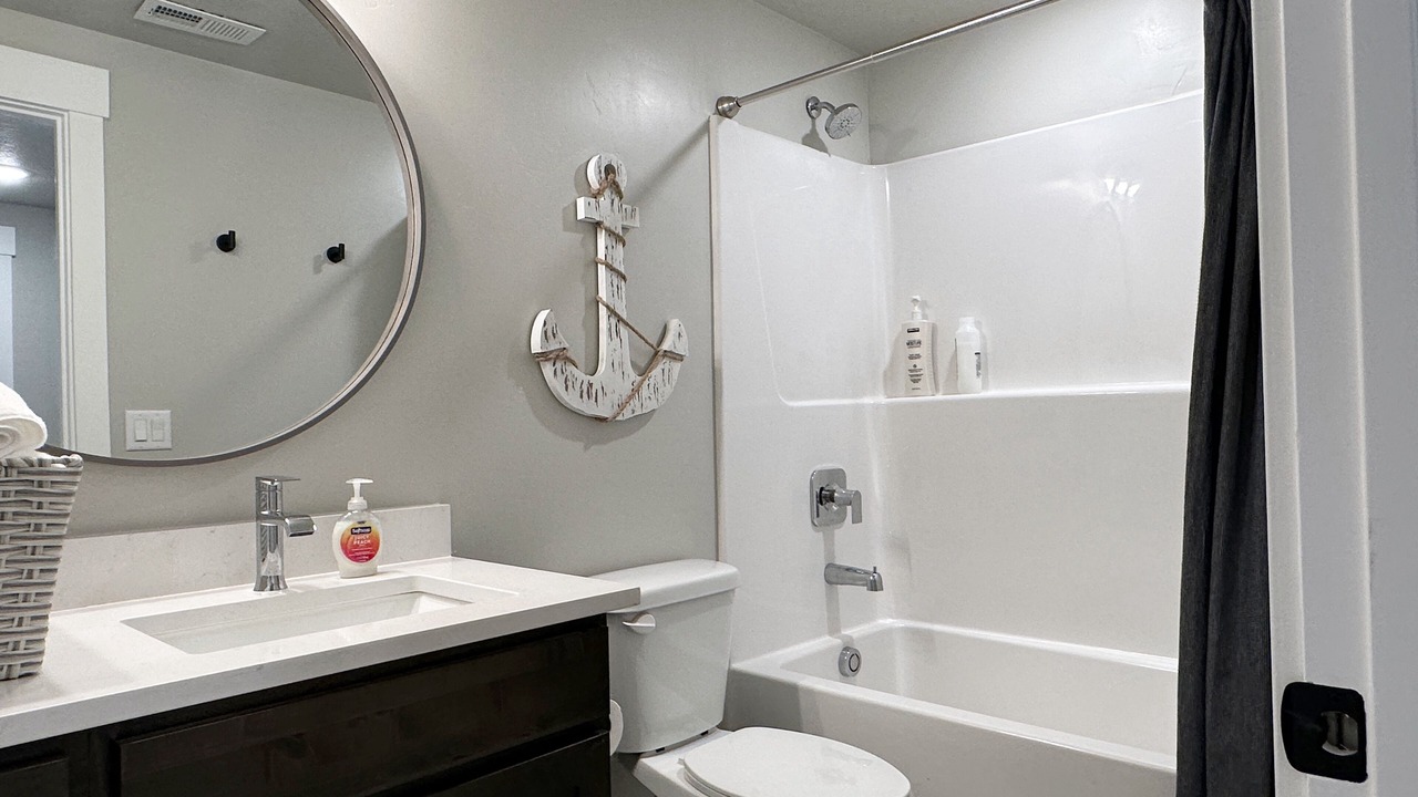 Photo of Bathroom in Sweetwater