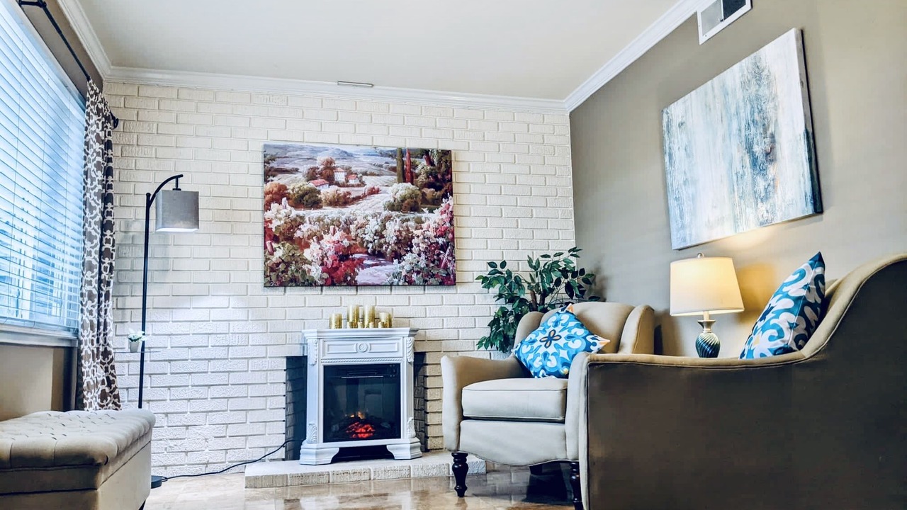 Photo of Livingroom in Hayward