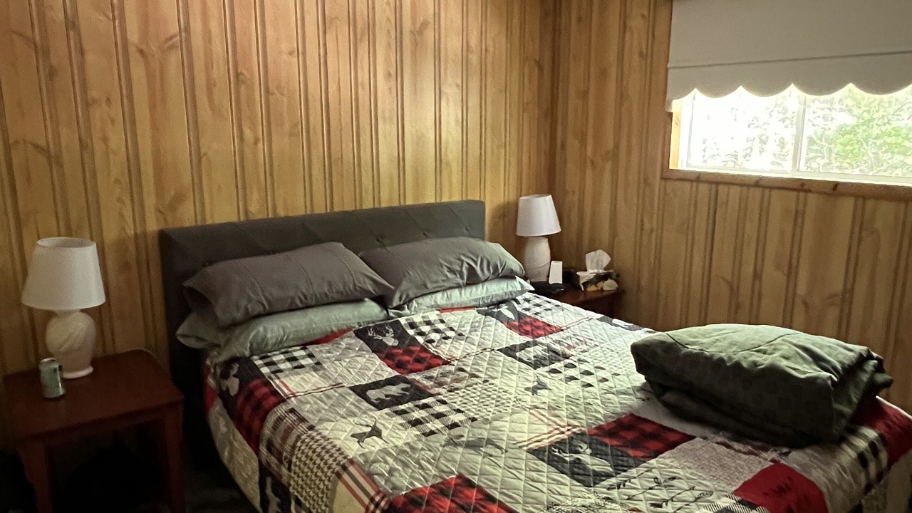 Photo of Bedroom in Dysart et al