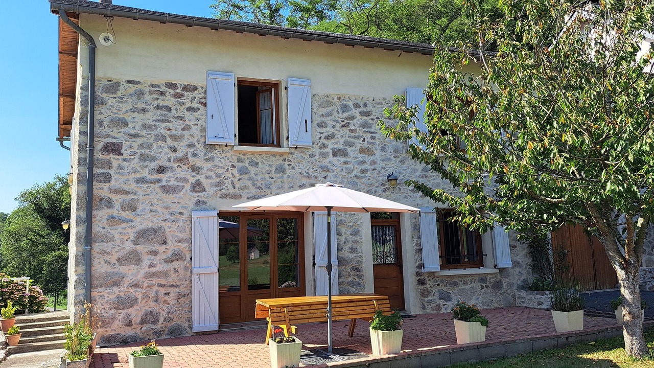 Photo of Outdoor in Erce