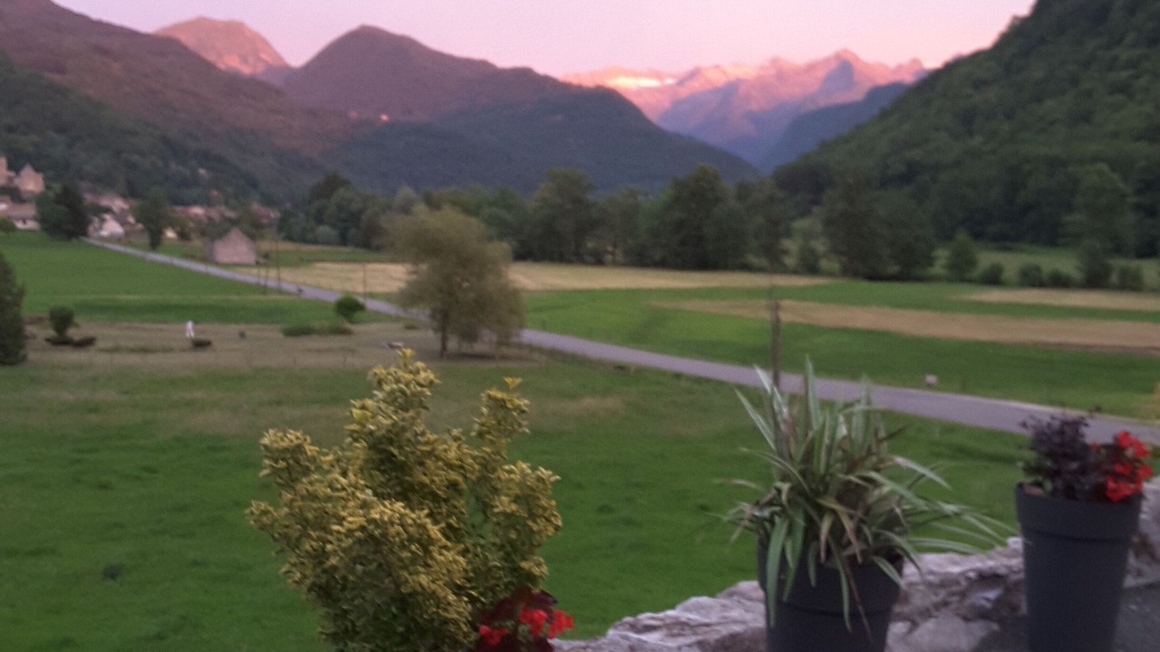 Photo of Outdoor in Erce