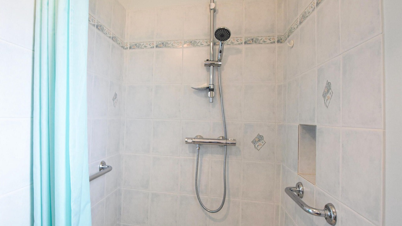Photo of Bathroom in Creances