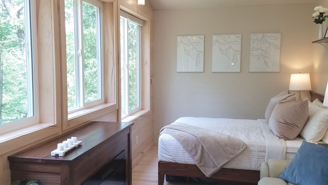 Photo of Bedroom in Elroy