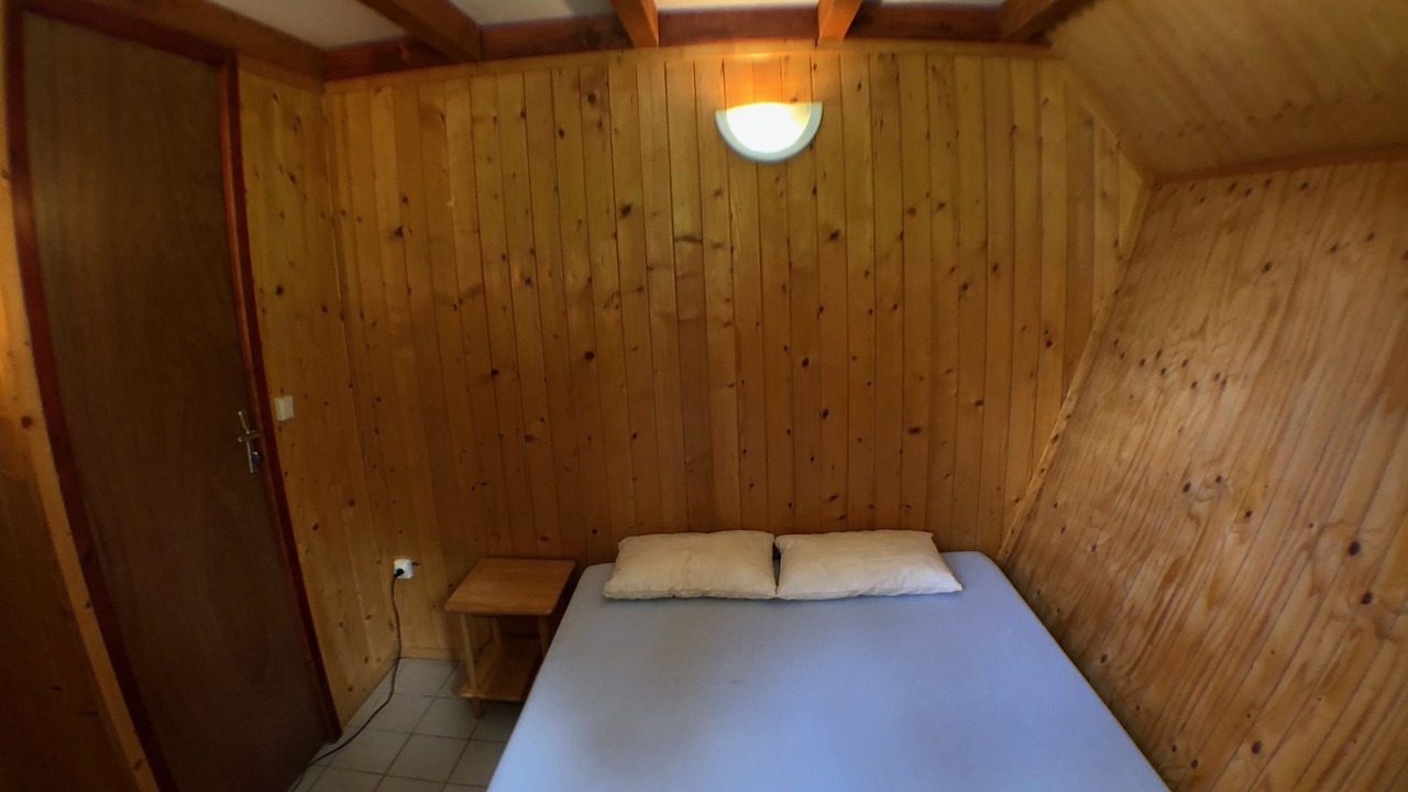 Photo of Bedroom in Angles