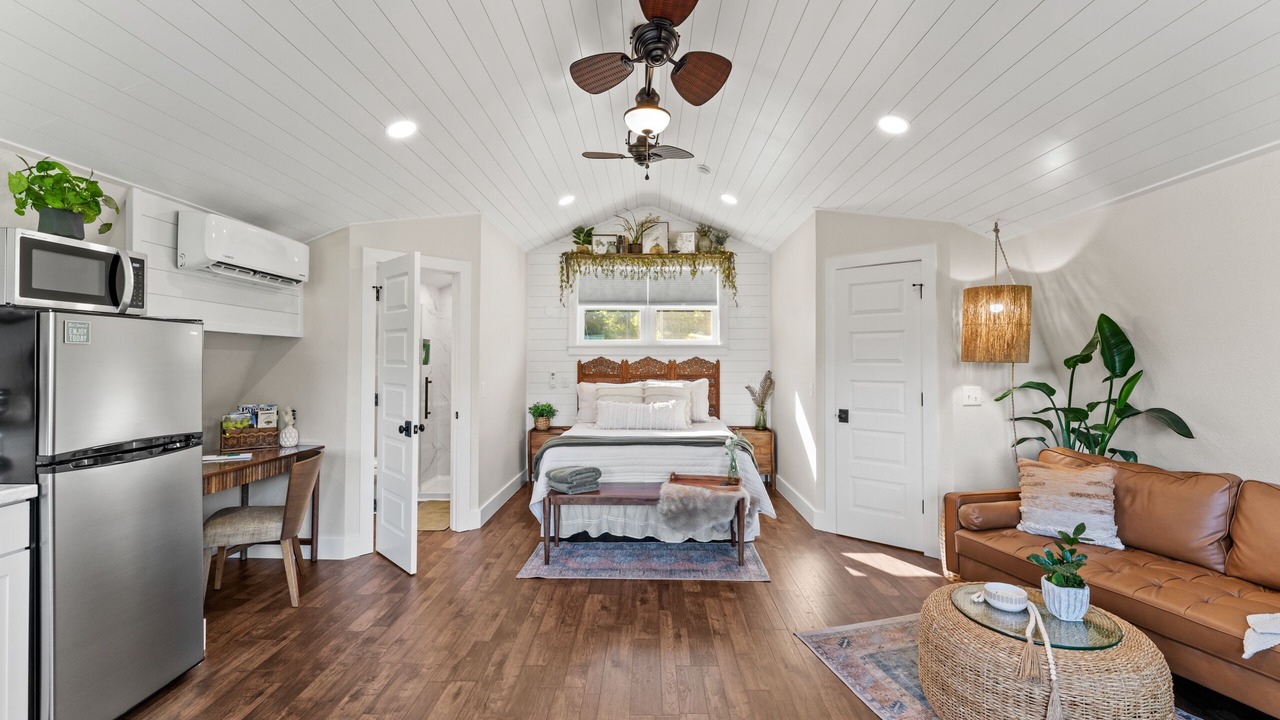 Photo of Bedroom in Frank