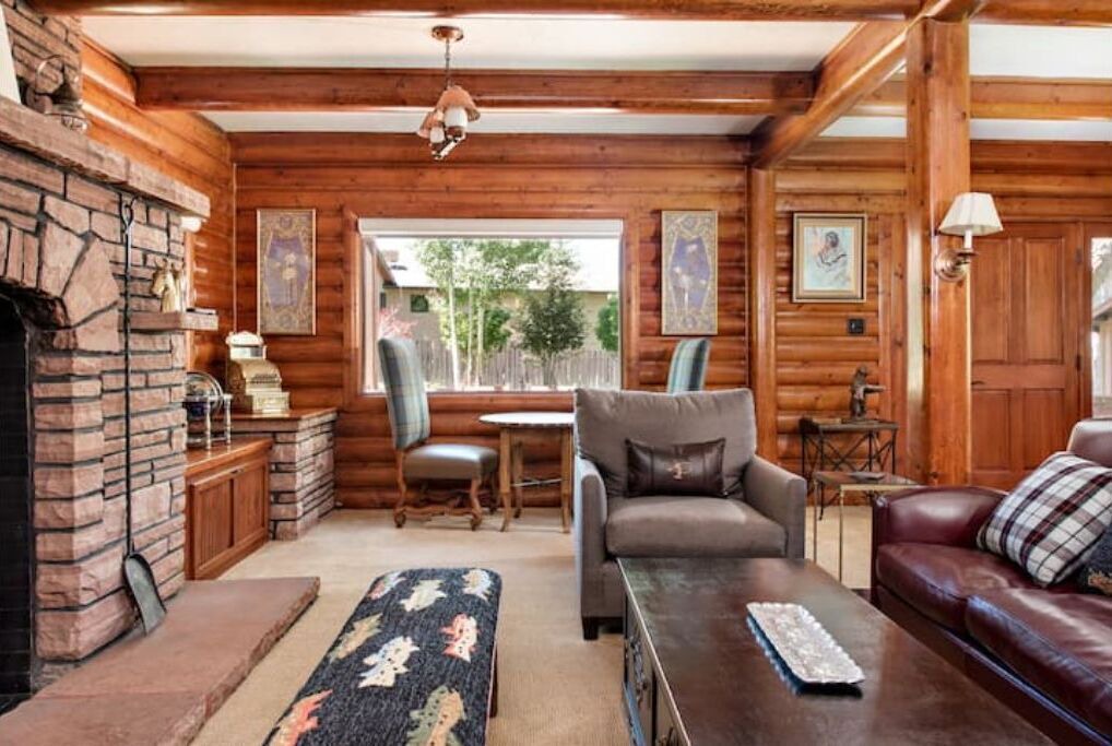 Photo of Livingroom in Basalt