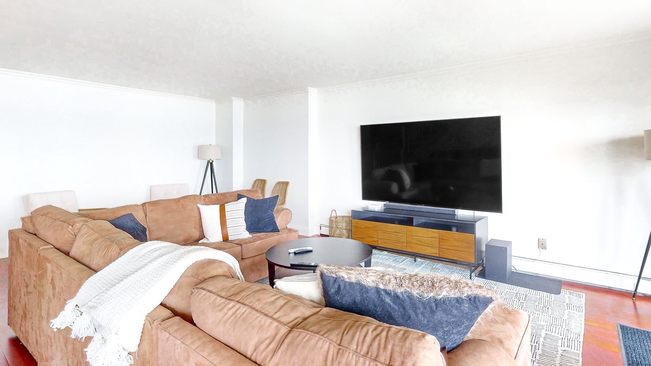 Photo of Livingroom in Brockville