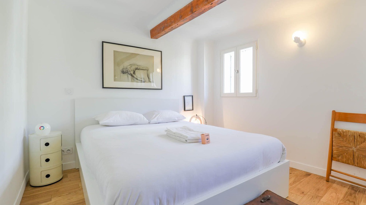 Photo of Bedroom in Le Camas