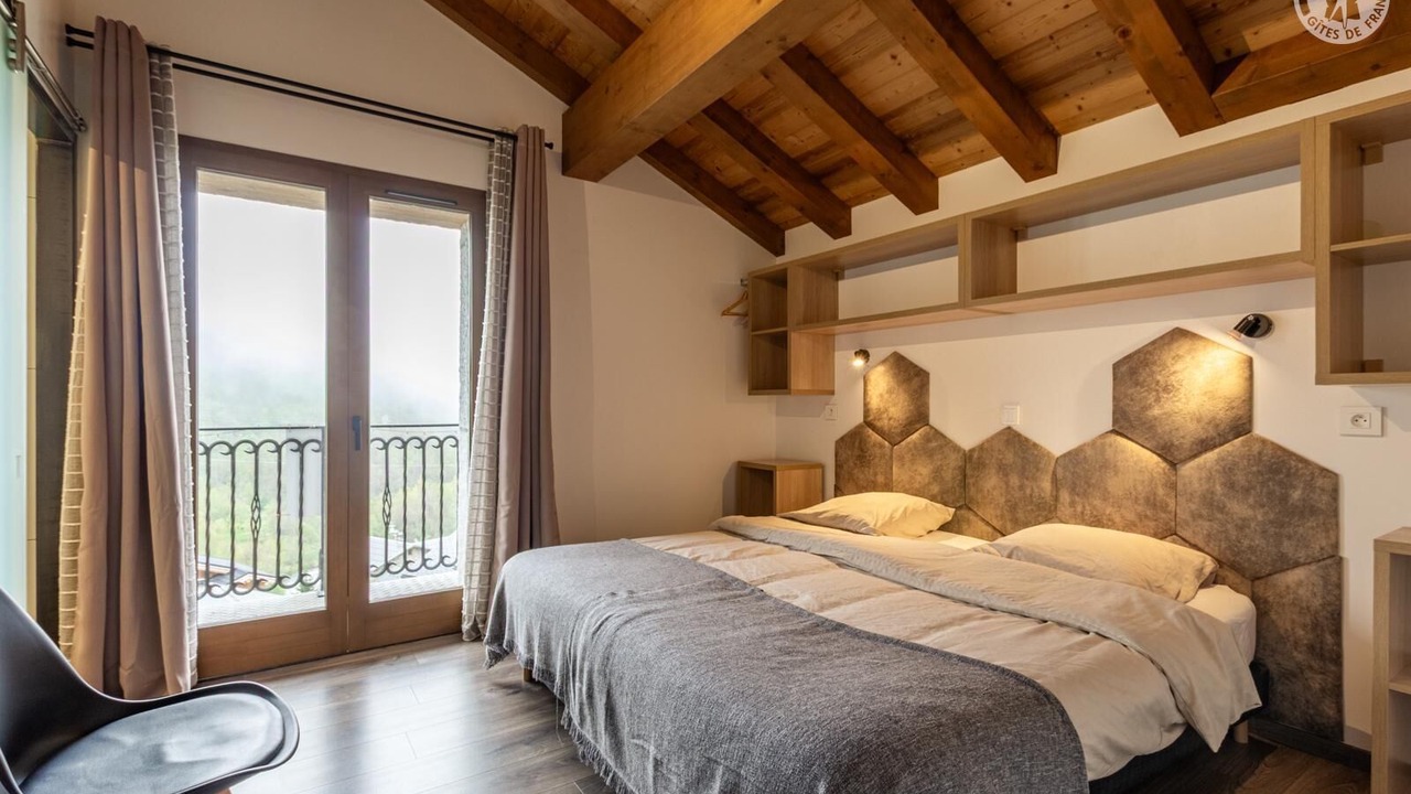 Photo of Bedroom in Praranger