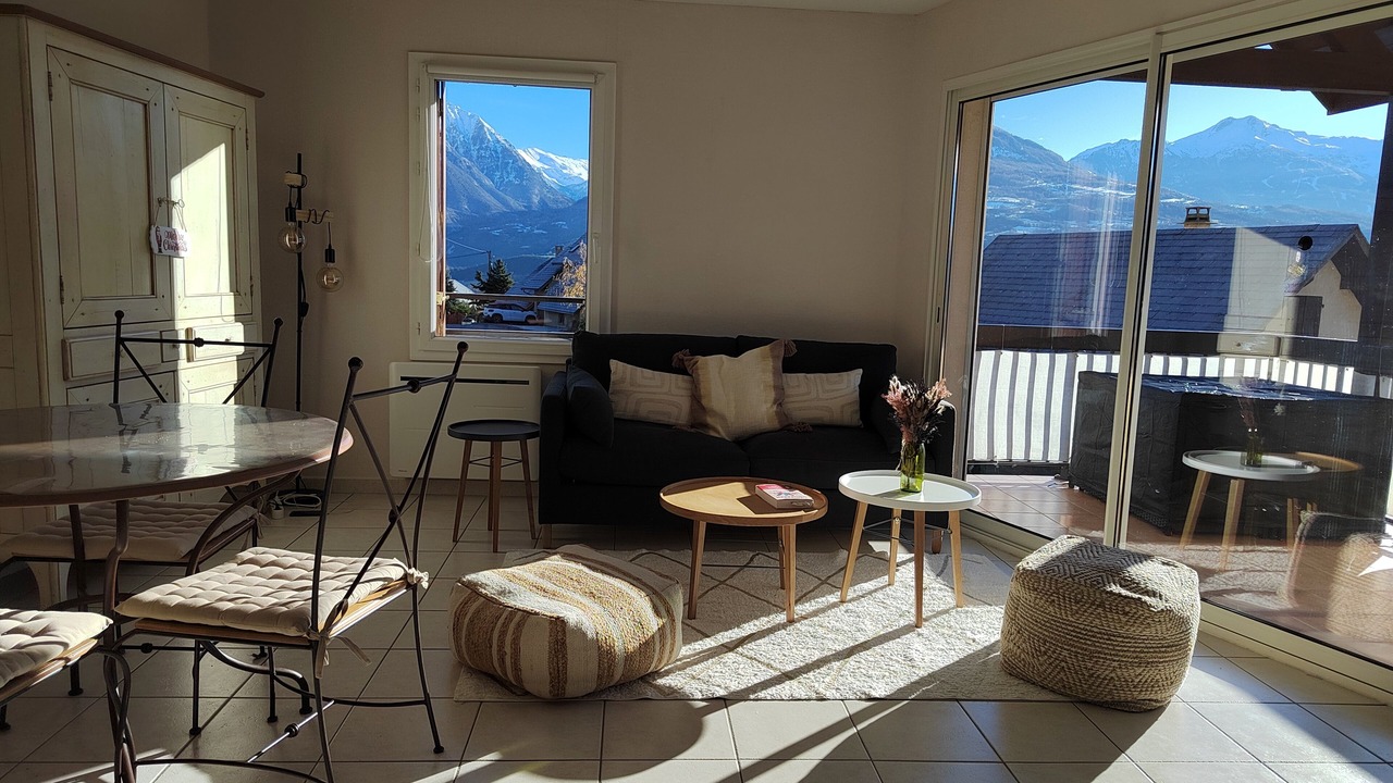 Photo of Livingroom in Embrun