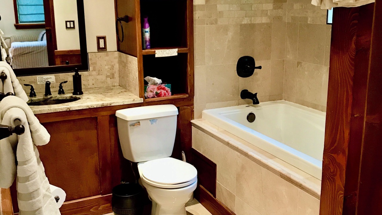 Photo of Bathroom in Kaslo