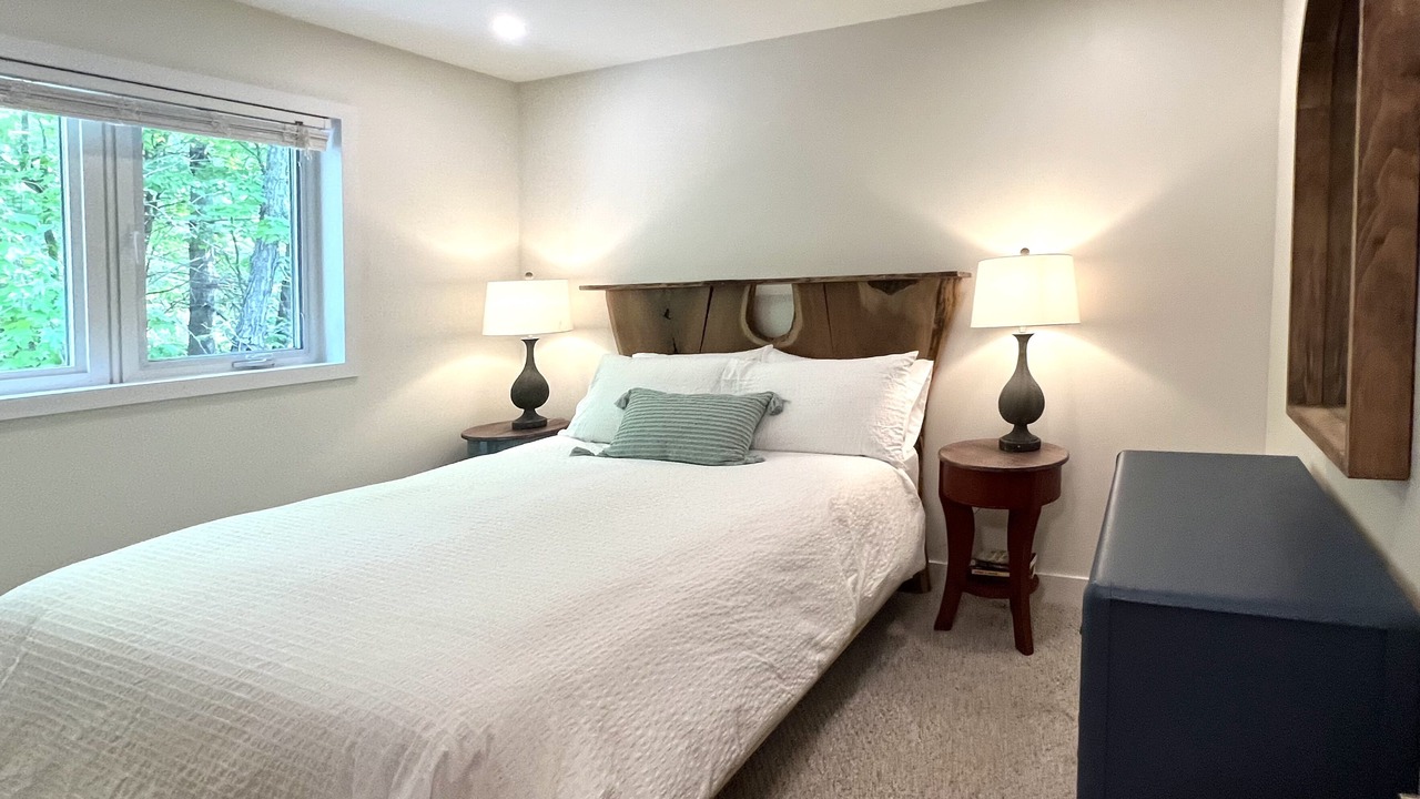 Photo of Bedroom in Whitestone