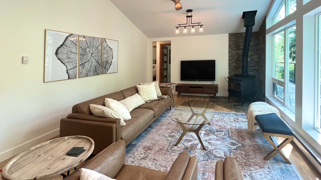 Photo of Livingroom in Whitestone