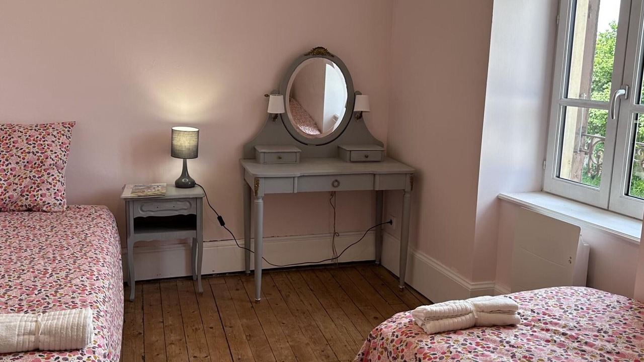 Photo of Bedroom in Jaligny-sur-Besbre