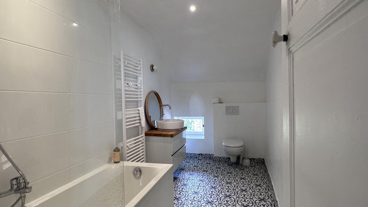 Photo of Bathroom in Jaligny-sur-Besbre
