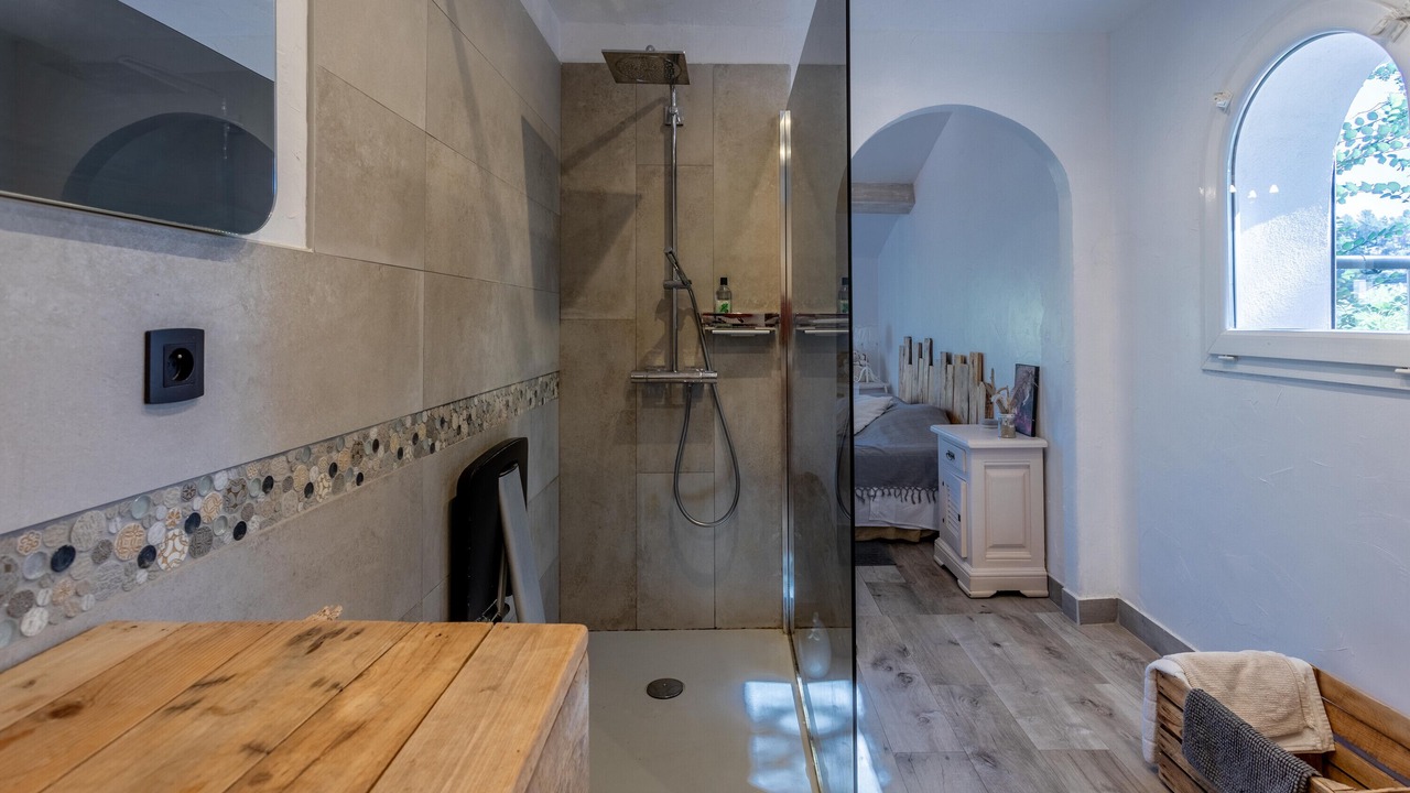 Photo of Bathroom in Le Thoronet