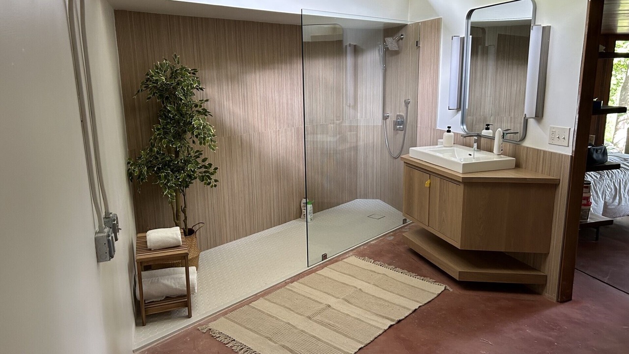 Photo of Bathroom in Alto