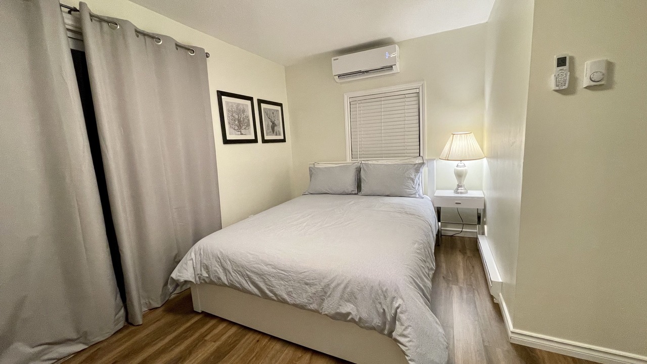 Photo of Bedroom in Fort Erie