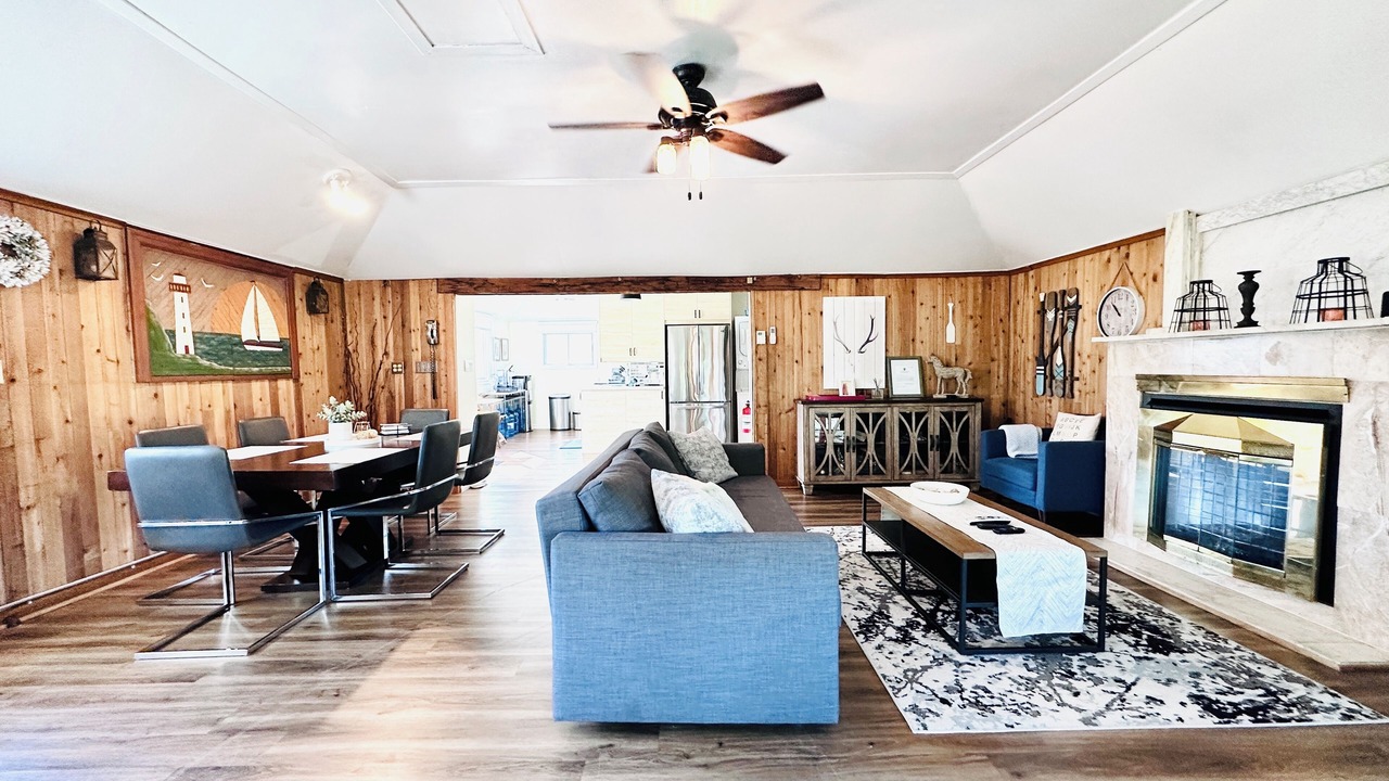 Photo of Livingroom in Fort Erie