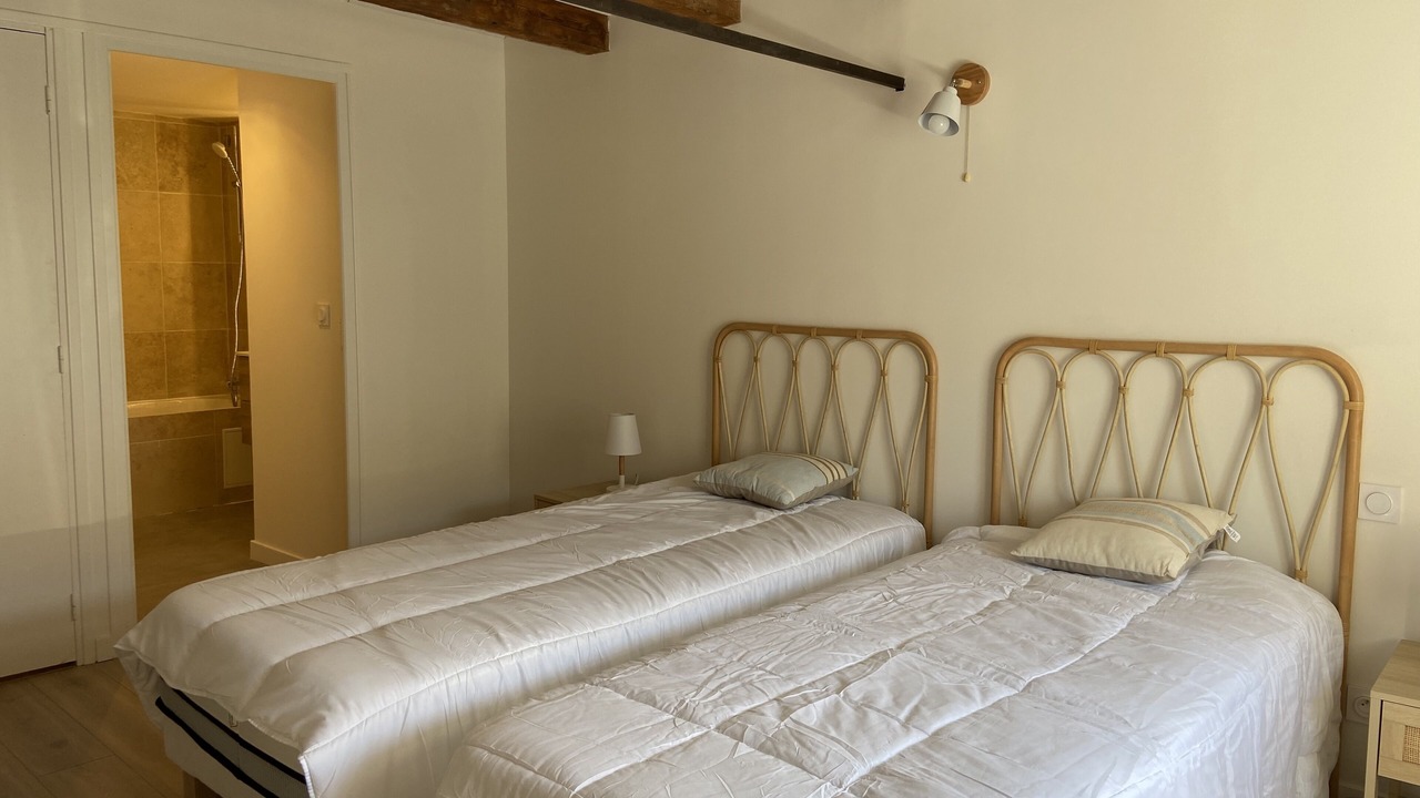 Photo of Bedroom in Homps