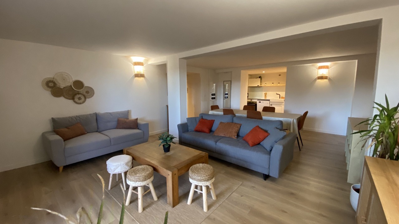 Photo of Livingroom in Homps