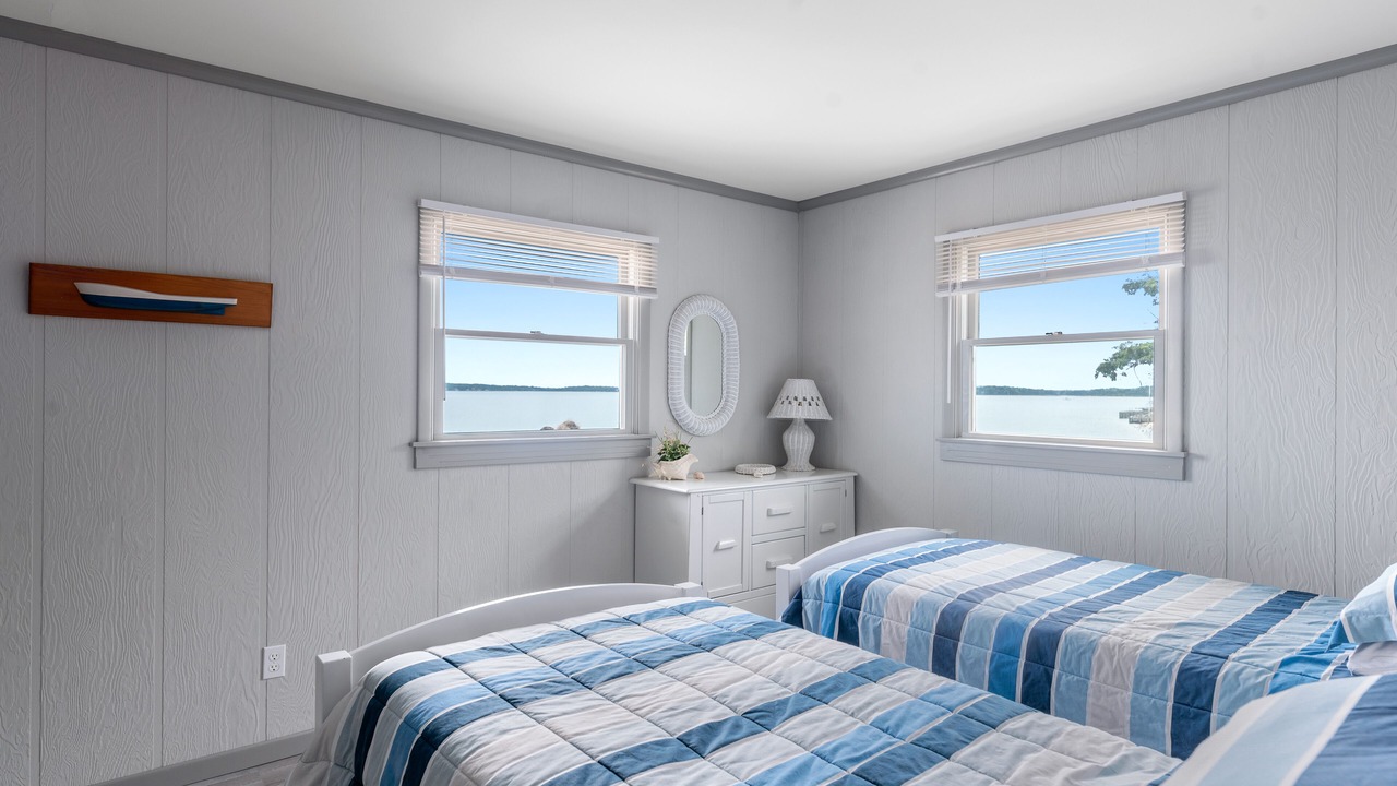 Photo of Bedroom in Southold