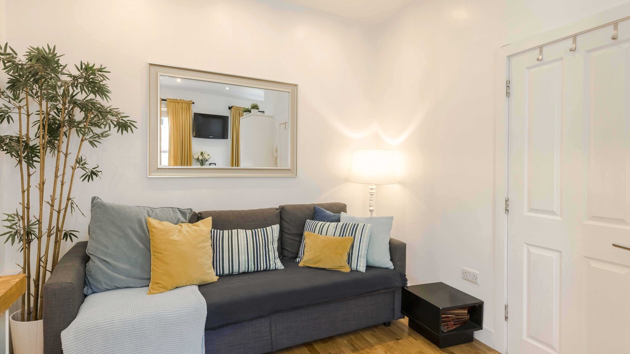 Photo of Livingroom in Camden Town