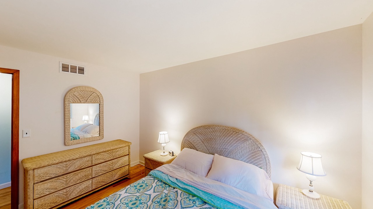 Photo of Bedroom in Cutchogue