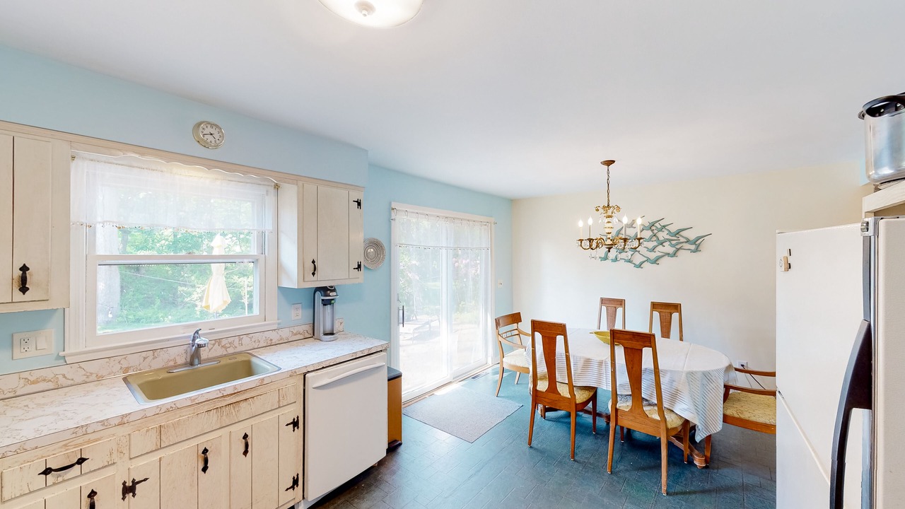 Photo of Kitchen in Cutchogue