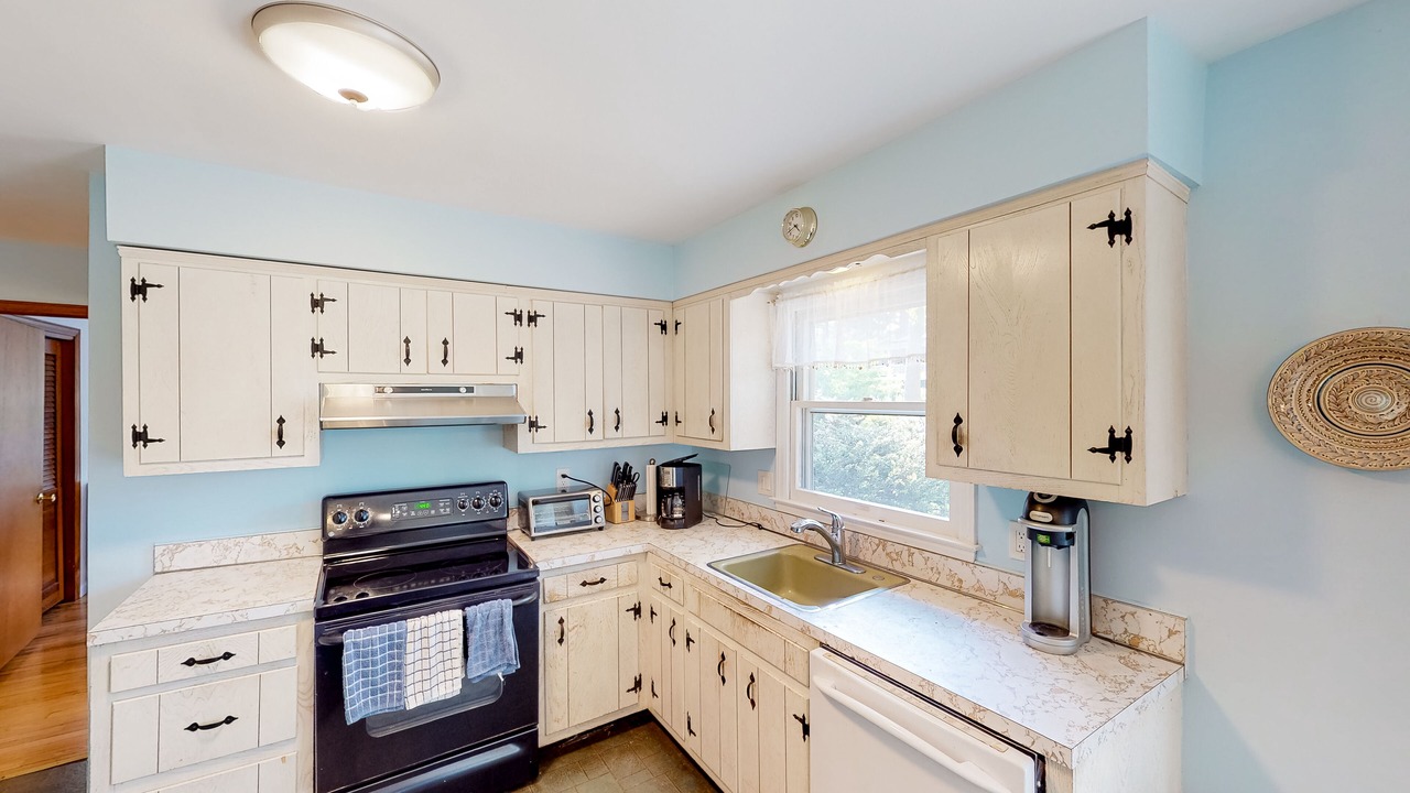 Photo of Kitchen in Cutchogue