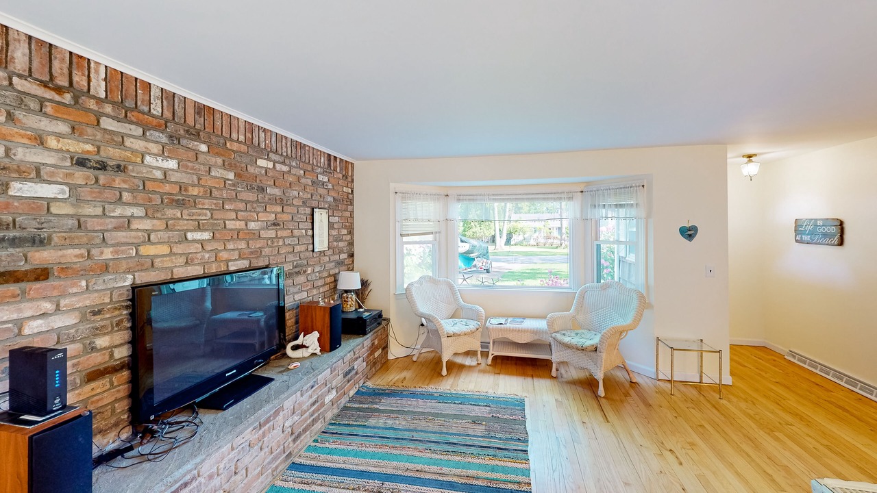 Photo of Livingroom in Cutchogue