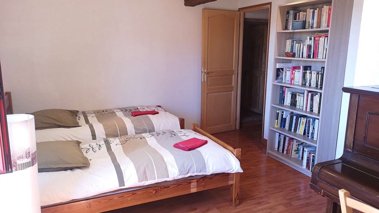 Photo of Bedroom in Cazals-des-Bayles