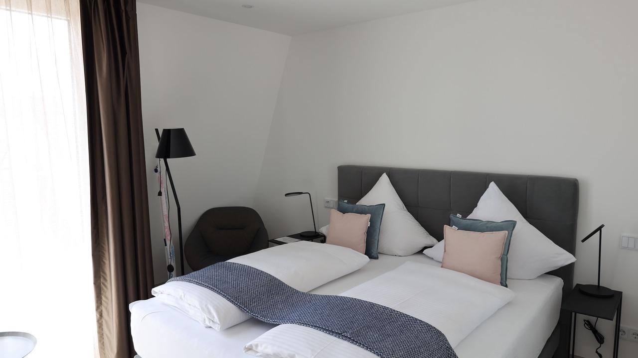 Photo of Bedroom in Ludwigsvorstadt-Kliniken