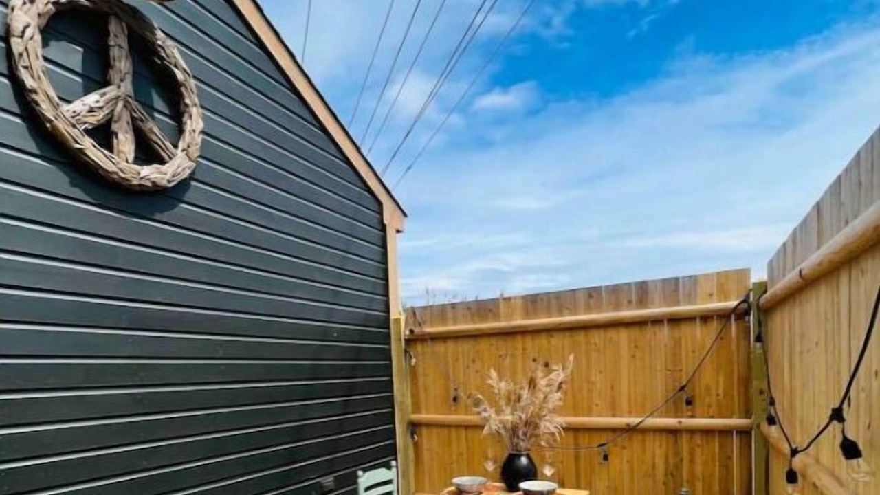Photo of Outdoor in Guilford