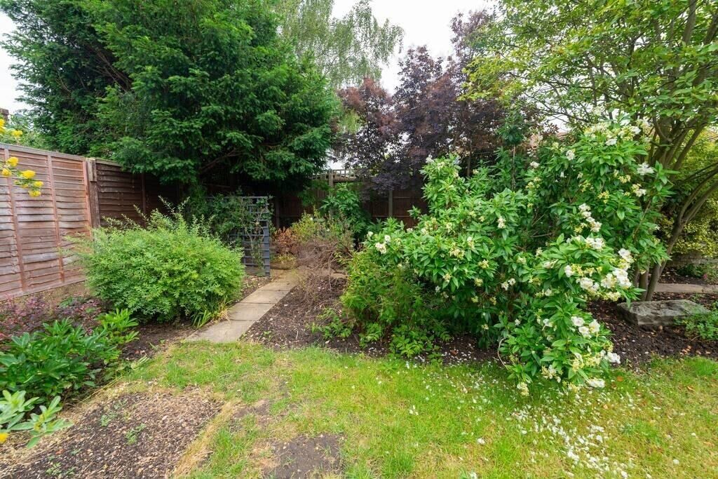 Photo of Outdoor in Epsom