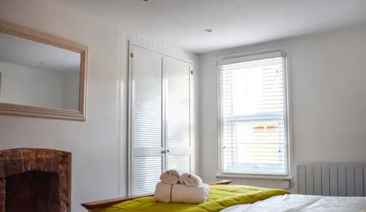 Photo of Bedroom in Mersham