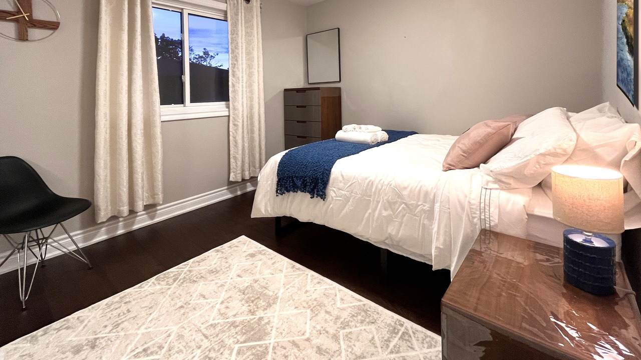 Photo of Bedroom in Pickering
