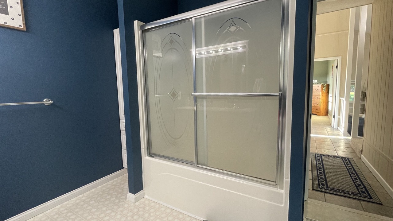 Photo of Bathroom in White Pigeon