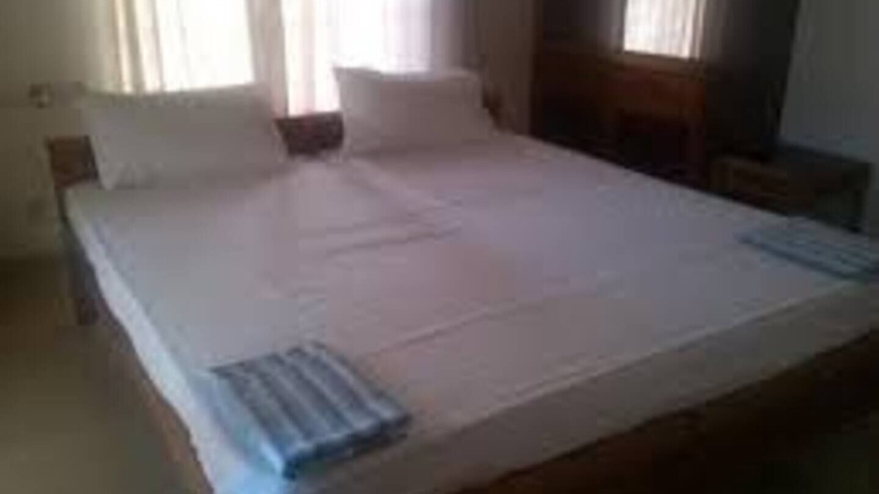 Photo of Bedroom in Venganoor