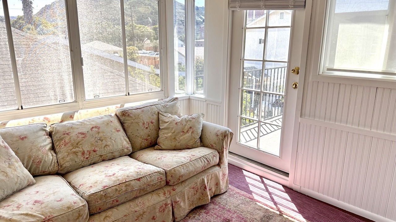 Photo of Livingroom in Lompoc