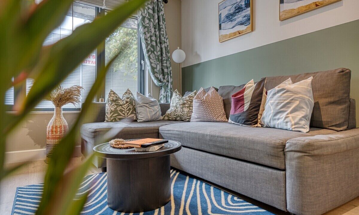 Photo of Livingroom in Southampton City Centre