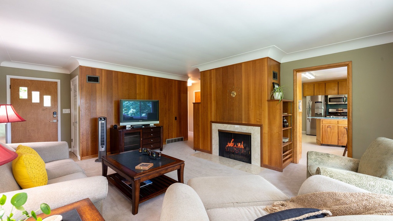 Photo of Livingroom in Dexter