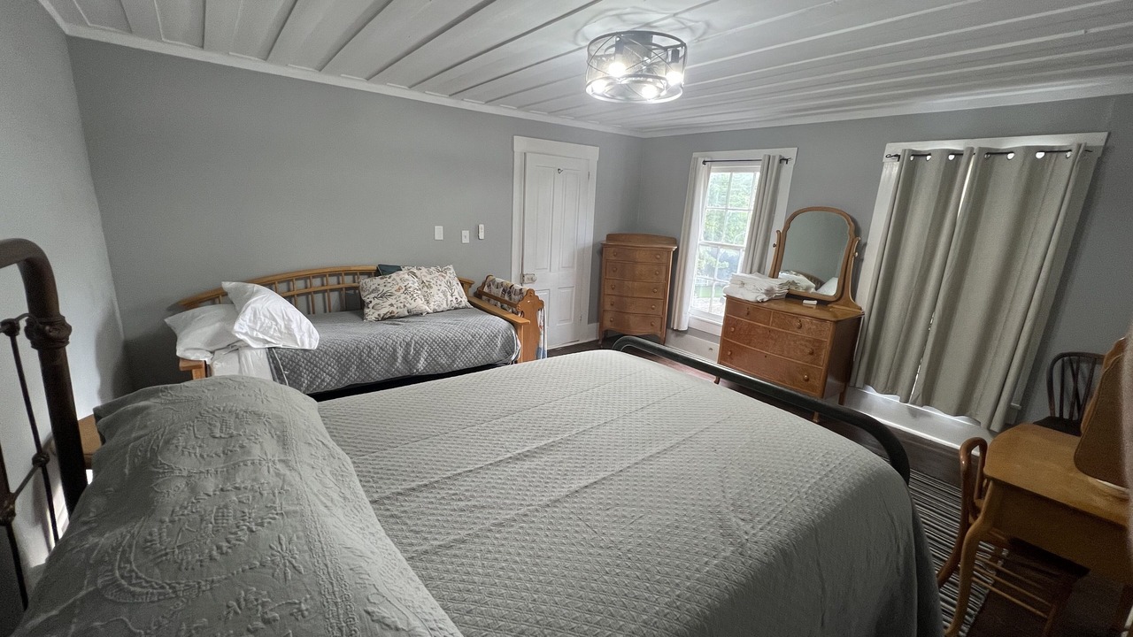Photo of Bedroom in Caledonia