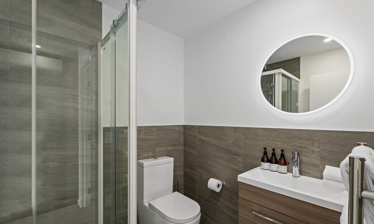 Photo of Bathroom in Albert Town
