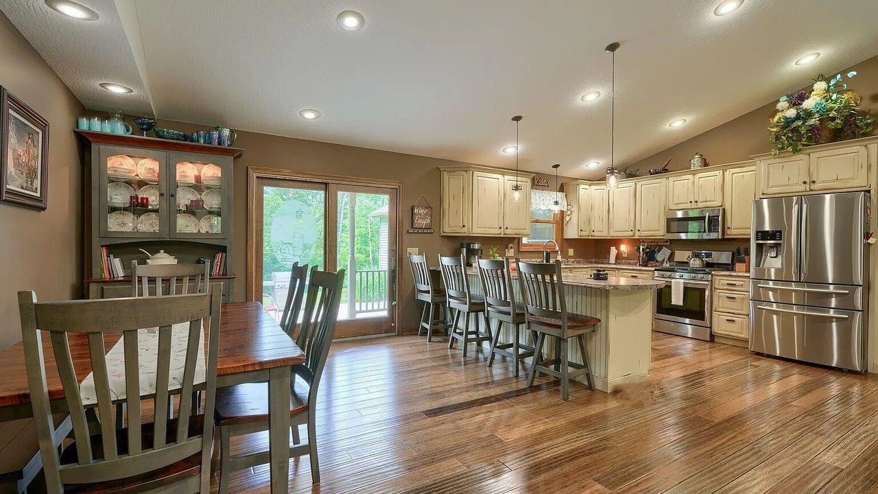 Photo of Kitchen in Creola