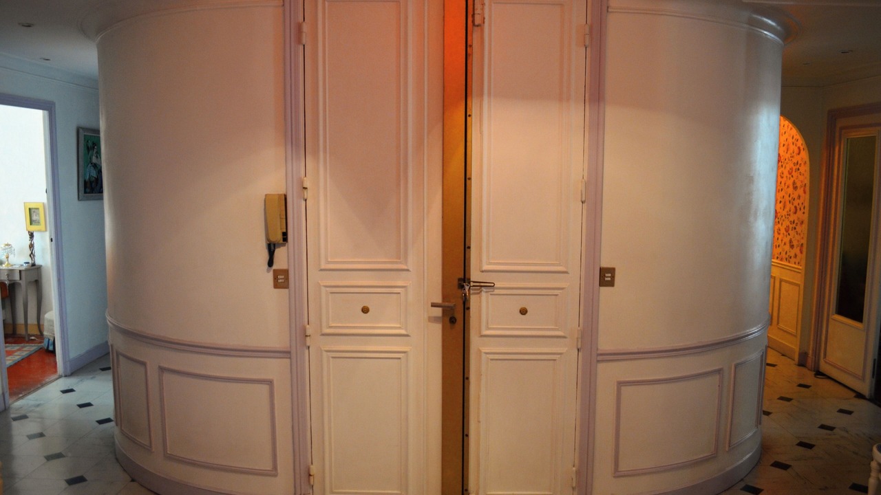 Photo of Others in Les Cinq Avenues